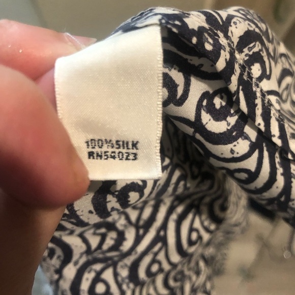 NWT Banana Republic 100% silk top size medium - Picture 9 of 13